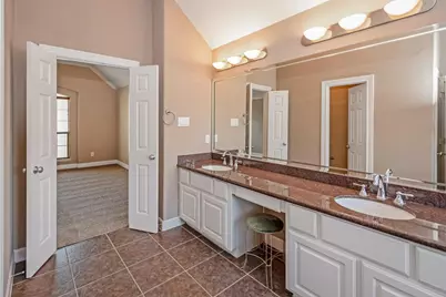 1113 Peveto Street #B, Houston, TX 77019 - Photo 22