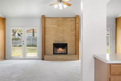 661 S College Street, La Grange, TX 78945 - Photo 10