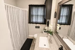 315 E Janisch Rd, Houston, TX 77022 - Photo 18