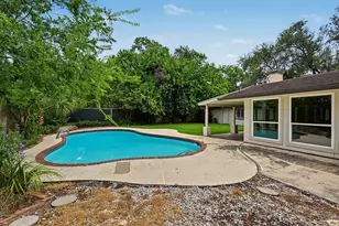 5616 Pine St, Houston, TX 77081 - Photo 22