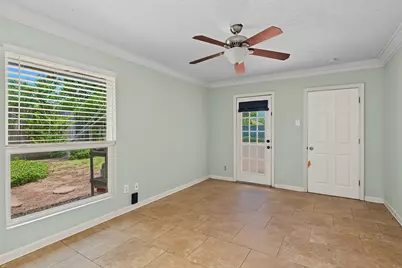 5616 Pine Street, Houston, TX 77081 - Photo 16
