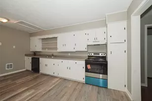 701 Clay St, Cleveland, TX 77327 - Photo 18