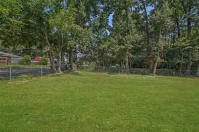 701 Clay Street, Cleveland, TX 77327 - Photo 20