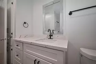 1029 Dolly Wright St, Houston, TX 77088 - Photo 8