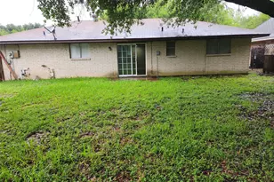 7211 Log View Dr, Houston, TX 77040 - Photo 16