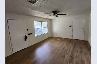 5535 Flamingo Drive, Houston, TX 77033 - Photo 12