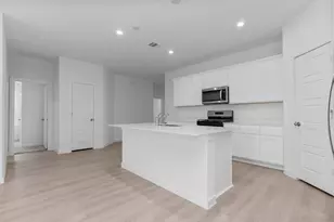 1515 Splashing Wave, Iowa Colony, TX 77583 - Photo 6