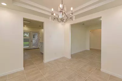 5003 Denoron Drive, Houston, TX 77048 - Photo 14