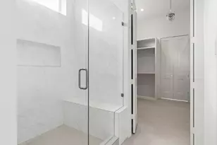 1002 E 25th St, Houston, TX 77009 - Photo 18