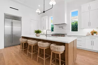 1002 E 25th Street, Houston, TX 77009 - Photo 8