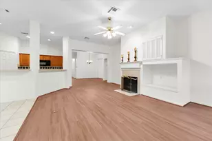 7 Currymead Pl, The Woodlands, TX 77382 - Photo 18