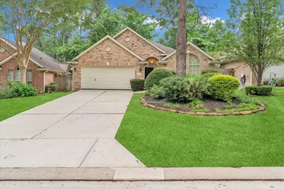 7 Currymead Place, The Woodlands, TX 77382 - Photo 1