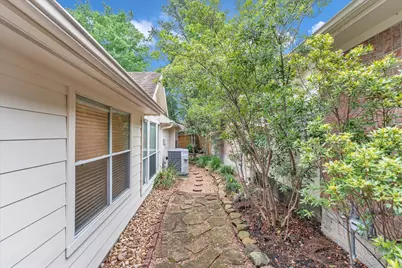 7 Currymead Place, The Woodlands, TX 77382 - Photo 8