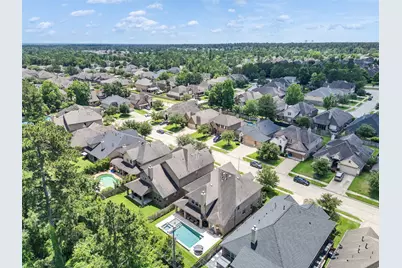 122 Deerfield Meadow Drive, Conroe, TX 77384 - Photo 8