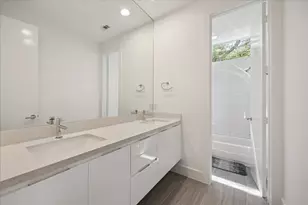 5215 Jason St, Houston, TX 77096 - Photo 30