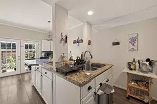 840 Threadneedle St, Houston, TX 77079 - Photo 20