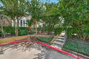 840 Threadneedle St, Houston, TX 77079 - Photo 36