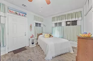 2212 32nd St, Galveston, TX 77550 - Photo 18