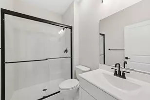 2618 Clapbread Ln, Rosenberg, TX 77471 - Photo 4