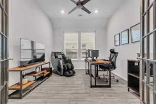 1936 Canyon Live Oak St, Conroe, TX 77304 - Photo 12