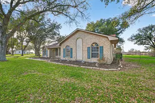 12016 Cloudt Rd, Needville, TX 77461 - Photo 6