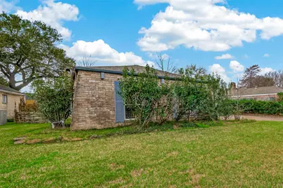 2130 Round Lake Drive, Houston, TX 77077 - Photo 8