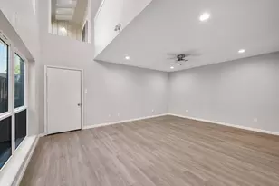 2056 Augusta Dr, Houston, TX 77057 - Photo 12