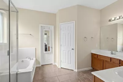5810 Little Grove Drive, Pearland, TX 77581 - Photo 16