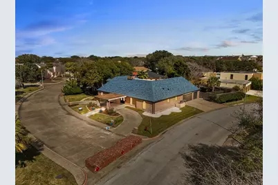 10 Colony Park Drive, Galveston, TX 77551 - Photo 4