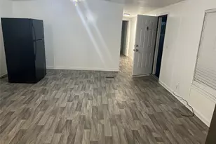 11018 Pine Desert Ln, Houston, TX 77088 - Photo 4