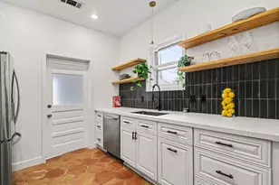 1118 Peddie St, Houston, TX 77009 - Photo 8