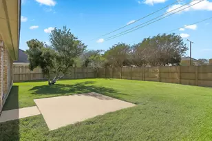 847 Crystal Bay Ln, League City, TX 77573 - Photo 26