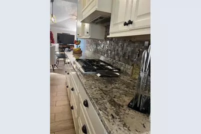 910 Littleport Lane, Channelview, TX 77530 - Photo 8