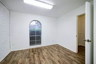 15251 Buckle Ln, Houston, TX 77060 - Photo 4