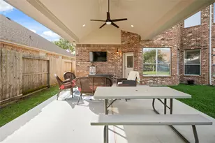 418 Bonnie Bay Ct, League City, TX 77573 - Photo 36