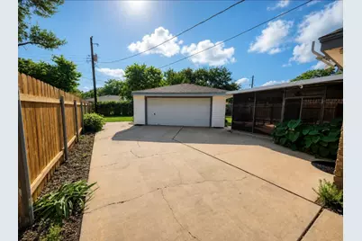 1710 Longhorn Avenue, Bay City, TX 77414 - Photo 42