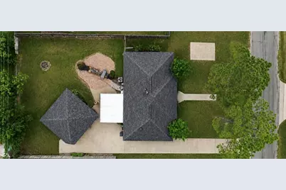 1710 Longhorn Avenue, Bay City, TX 77414 - Photo 4