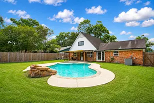 814 El Toro Ln, Houston, TX 77062 - Photo 16