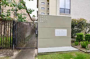 2431 Dorrington St, Houston, TX 77030 - Photo 4