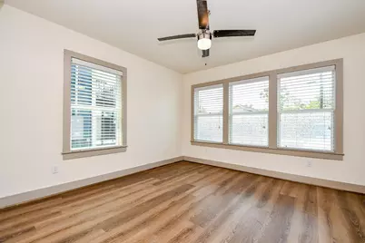 1011 Enid Street #2, Houston, TX 77009 - Photo 8