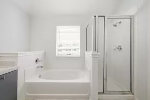218 Plaza Del Sol Park, Houston, TX 77020 - Photo 14
