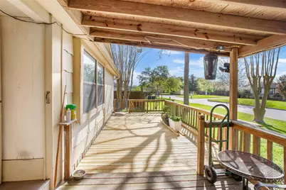 1616 Casa Court, Alvin, TX 77511 - Photo 4