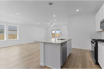 9118 Sunset Marina Way, Iowa Colony, TX 77583 - Photo 4