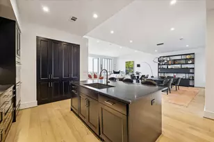 2325 Welch St, Houston, TX 77019 - Photo 10