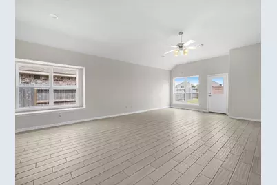 13210 Anchor Isle Court, Texas City, TX 77568 - Photo 6