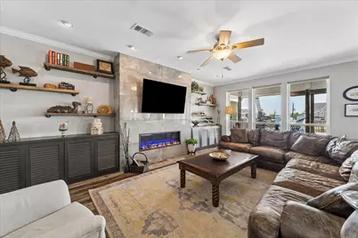 515 Westerly Drive, Tiki Island, TX 77554 - Photo 8