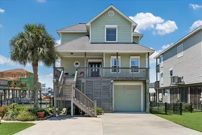 515 Westerly Drive, Tiki Island, TX 77554 - Photo 1