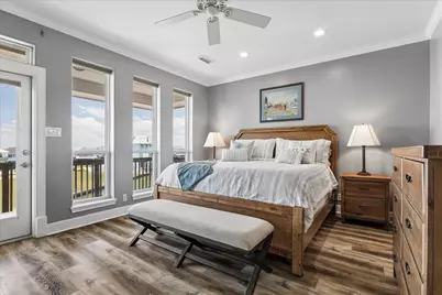 515 Westerly Drive, Tiki Island, TX 77554 - Photo 4