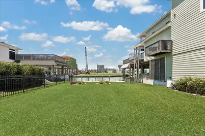 515 Westerly Drive, Tiki Island, TX 77554 - Photo 34