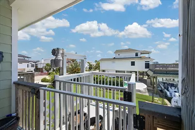 515 Westerly Drive, Tiki Island, TX 77554 - Photo 26